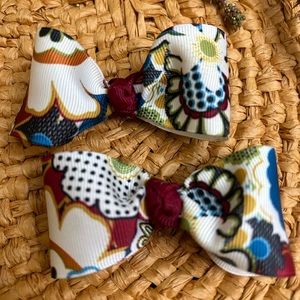 Boutique sz medium retro flower pair of piggy tail hair bows